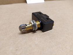 Мікровимикач, кінцевик з натискним роликом Highly Z15G1318 для посудомийної машини Angelo Po, Dihr, Kromo, Olis