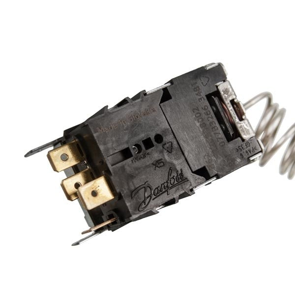 Термостат 077B3266 капіляр 82см для холодильника Zanussi