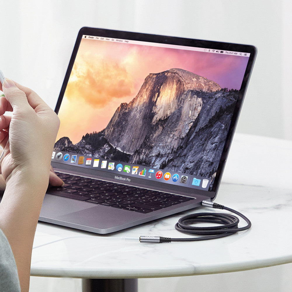 Аудио кабель Cable Aux (Male to Female 3.5 мм) (2m) Hoco UPA20