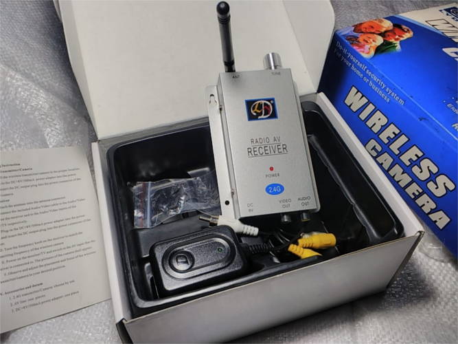 Беспроводный приемник PAL 2.4 Gz 4Ch аудио-видео сигнала RC211