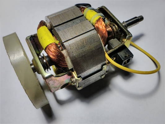 Двигатель L132 D64*66 мм для электросоковыжималки, блендера