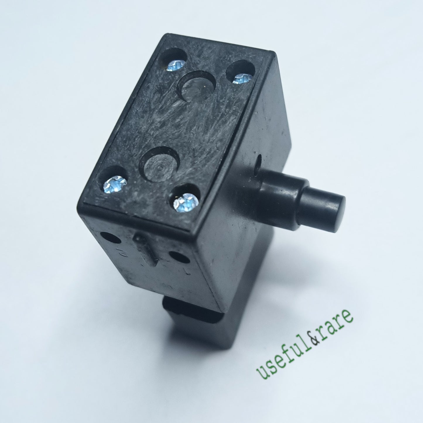 Кнопка FA2-5/2DB для болгарки Протон МШУ-125/1270/ Элтос (клавиша 27*11) (фиксатор)