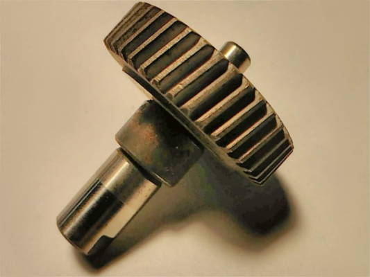 Шестерня на валу для дискової пилки Фіолент ПДЗ-70