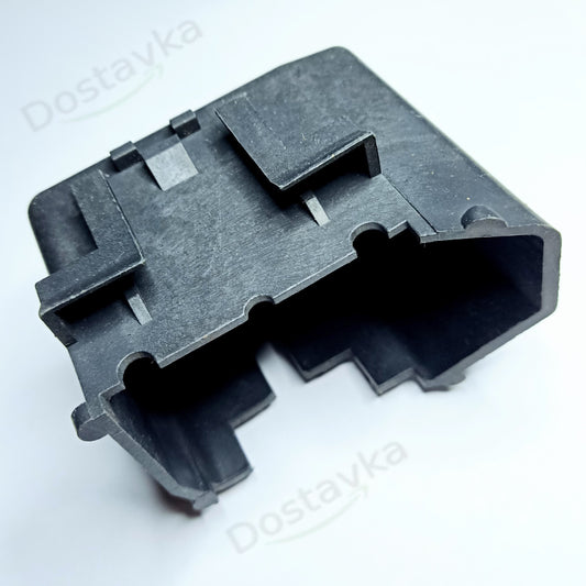 Кожух пускового реле на компресорі холодильника Атлант