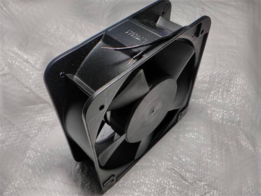 150*150*50 220V 0.21A подшипник