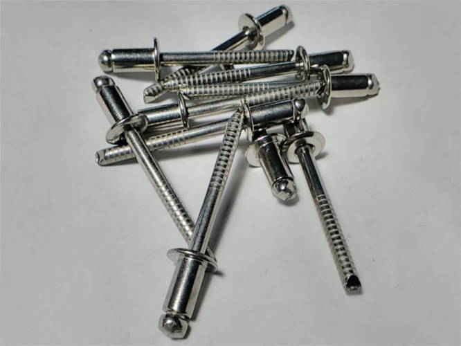 заклепки 4.8*2.9 10 шт