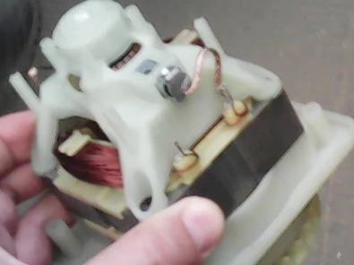 колесной газонокосилки