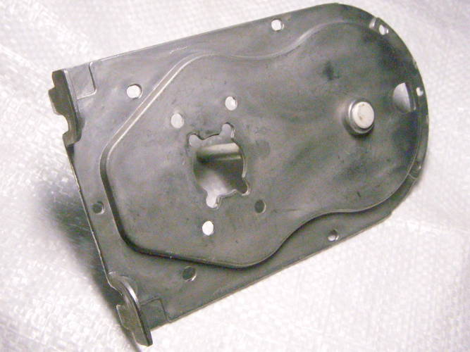 нижняя крышка Elbee, Delfa, Saturn