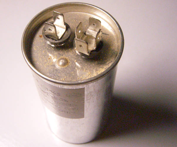 50 мкФ на 6 клемм