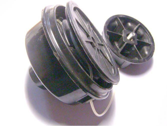 на винт 6 мм правая резьба