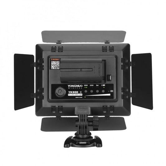 Лампа видеосвет LED YN300III с зарядкой | 17x15 cm |