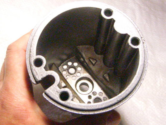 Водолей 2 клапанный под штуцер