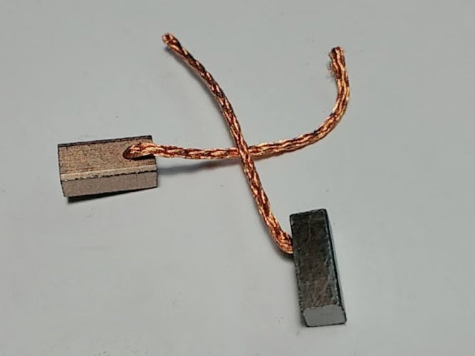 медно-графитовые 4*5*10 провод с широкой