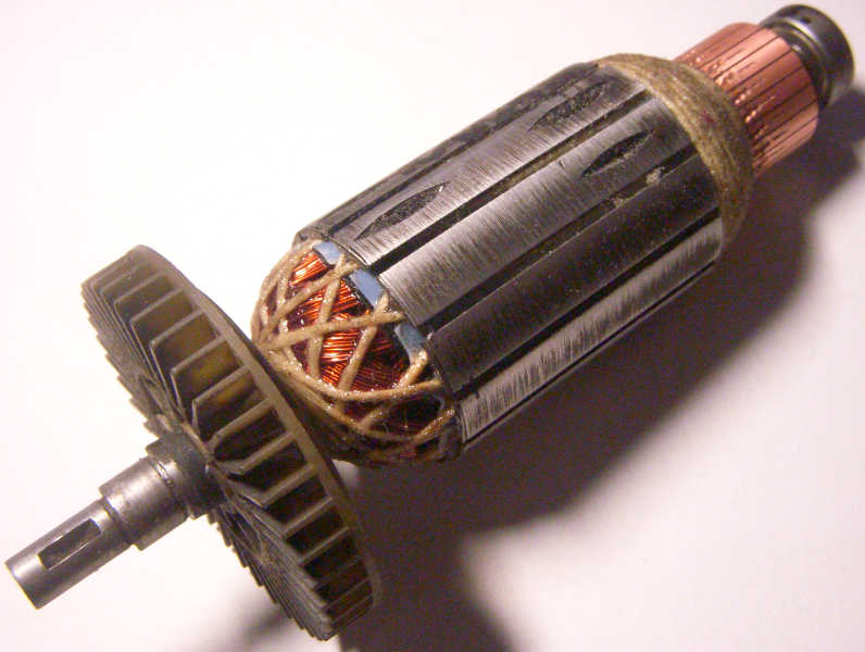 Энергомаш УШМ-9515Д