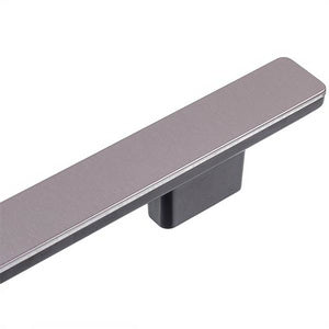 Ручка дверцят духовки для плити Whirlpool 481010600233 L=520mm/кріплення 412mm