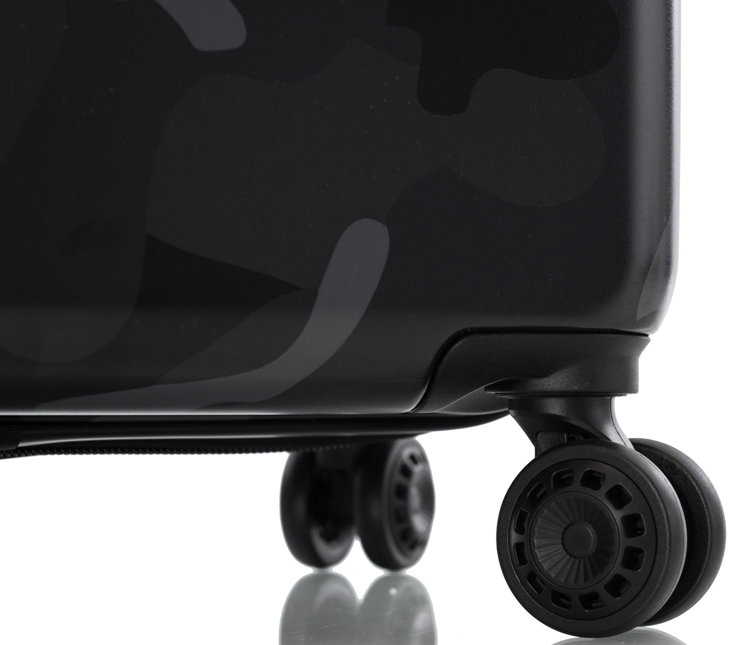 Валіза Heys Black Camo (L) (13119-3045-30) 