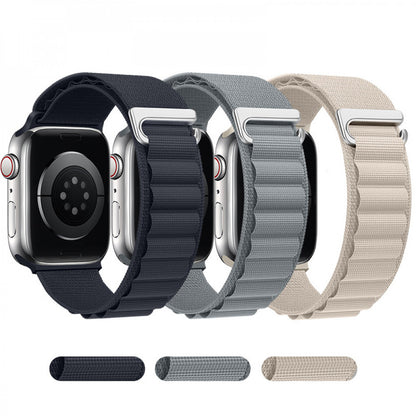 Ремінець Alpine Loop Design Apple Watch 42 mm 44 mm 45 mm 49 mm — Black & Gray
