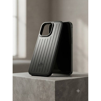 Rimova Metal Case iPhone 13/14 — Black