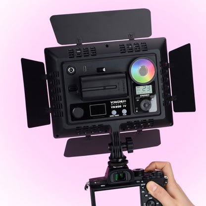 Видеосвет LED RGB — Yongnuo YN300 IV (комплект акб+зарядное устройство для акб)