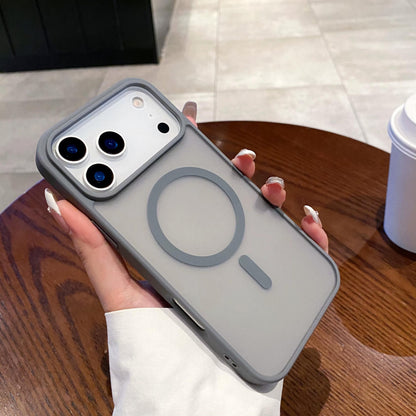 Накладка Чехлы Smoky Case with MagSafe — iPhone 16 — Pale Cyan