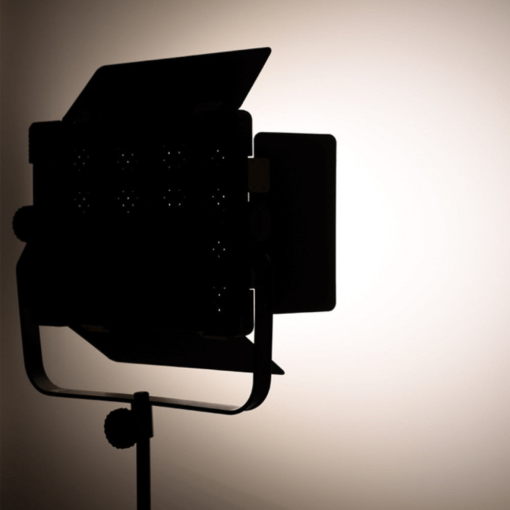 Видеосвет LED — Yongnuo YN9000 (комплект акб+зарядное устройство для акб)