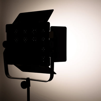 Видеосвет LED — Yongnuo YN9000 (комплект акб+зарядное устройство для акб)