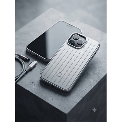 Накладка Чехлы Rimova Metal Case iPhone 17 Pro — Silver