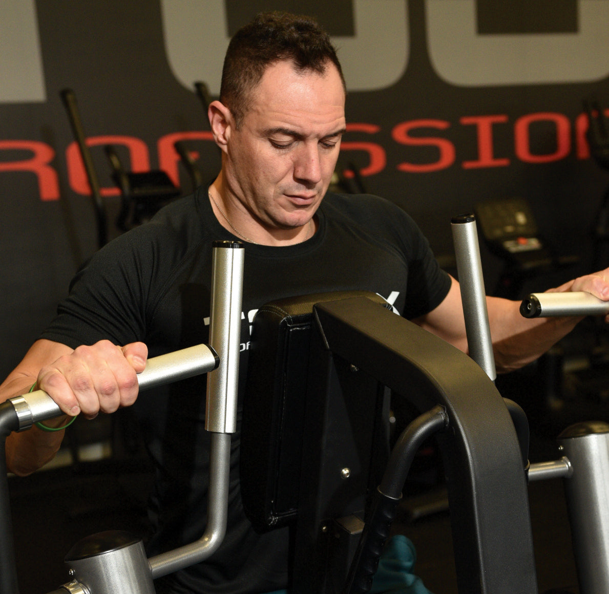 Тренажер для тяги сидячи Toorx FWX-5200 ROW