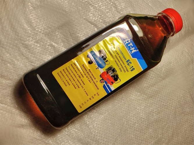 Масло КС-19 в цилиндр воздушного компрессора