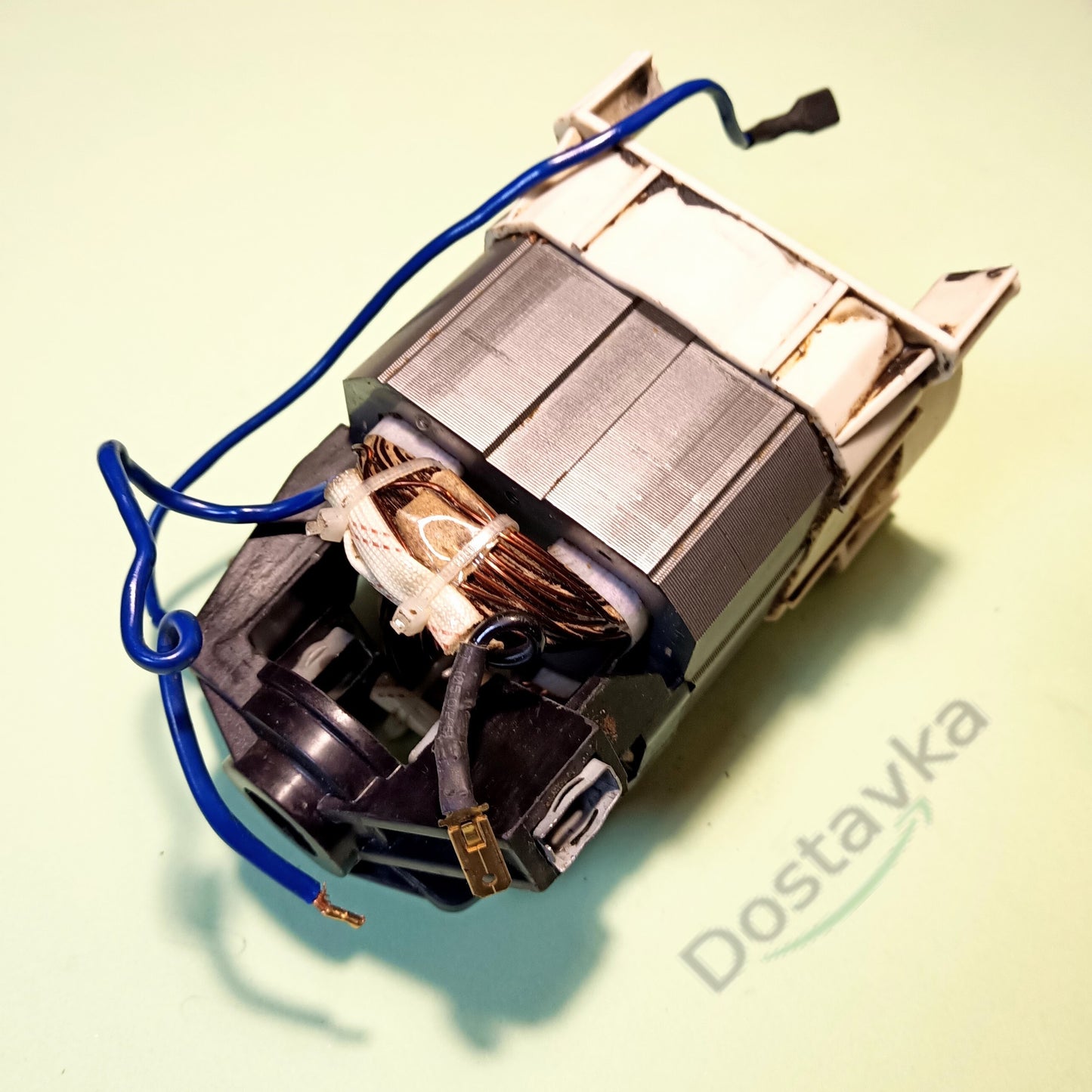 Статор у зборі з опорними кришками ланцюгової електропили Інтерскол, Форте