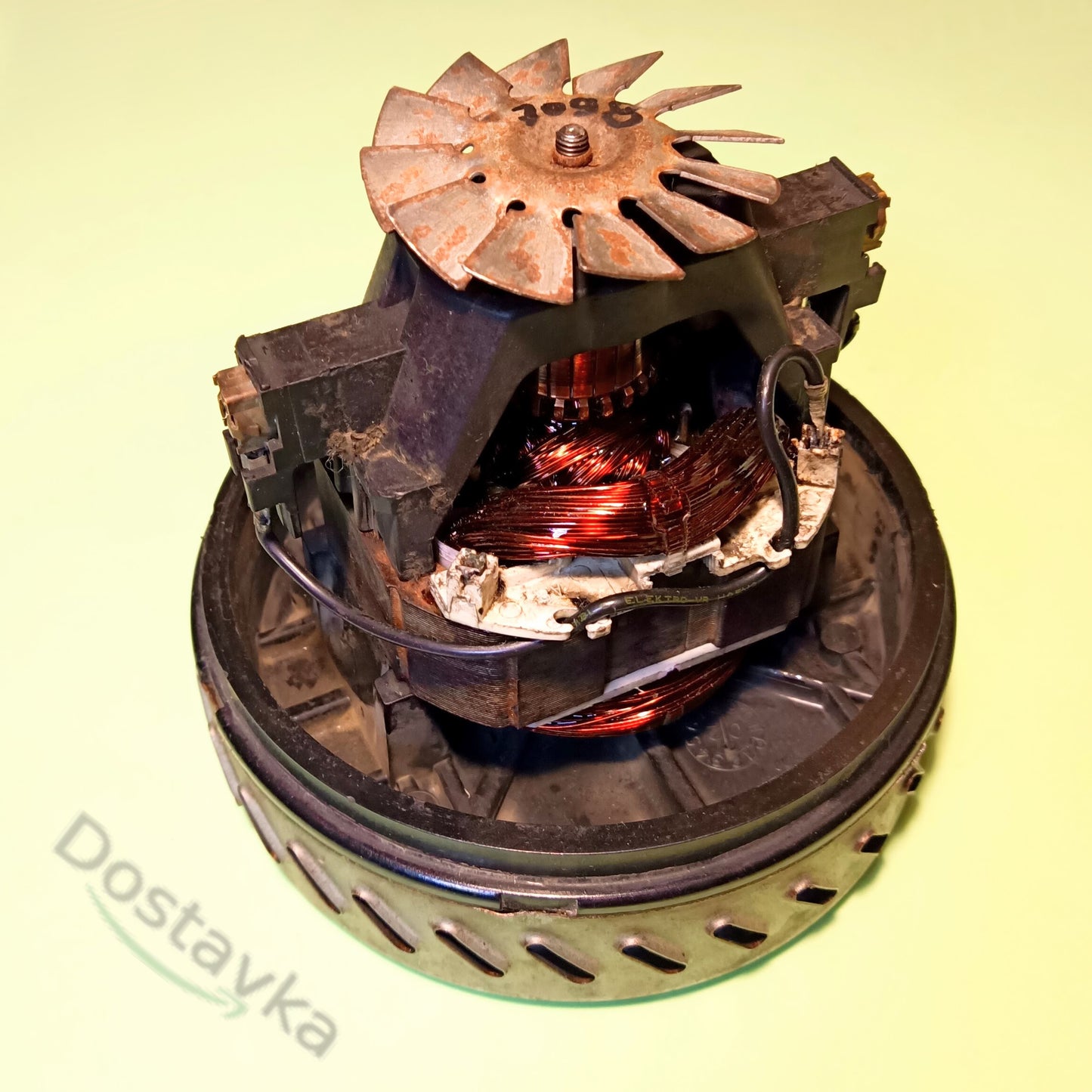 Двигатель моющего пылесоса Rowenta Collecto bally 1600w