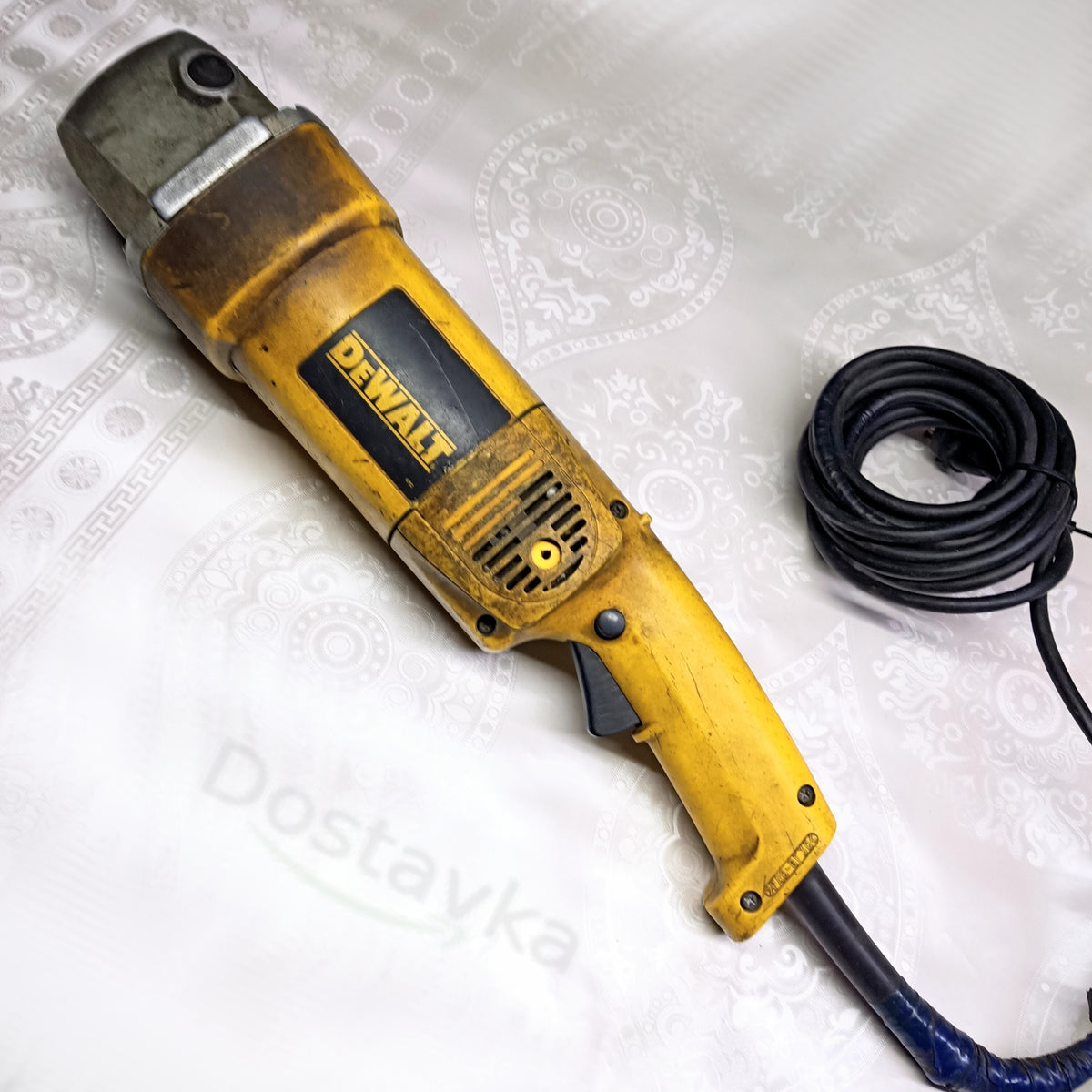 Кутова шліфмашина DW840 (1800W, 180 мм, після капремонту) DeWalt