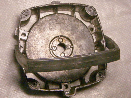 Верхняя крышка для насоса БЦН ХЭЛЗ 1,2-1,6 (с откидной ручкой)