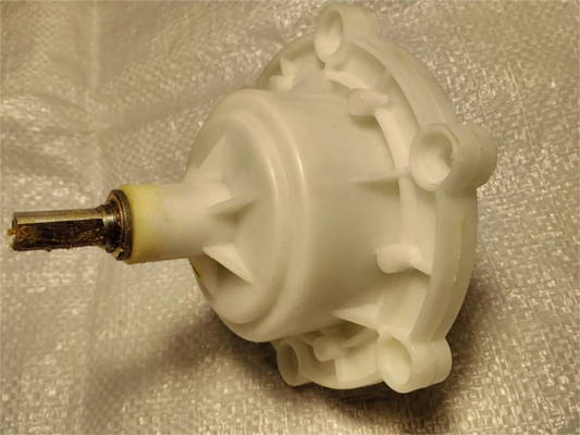 Редуктор стиральной машины под квадрат и 11 шлицов на 6 болтов (без шкива)