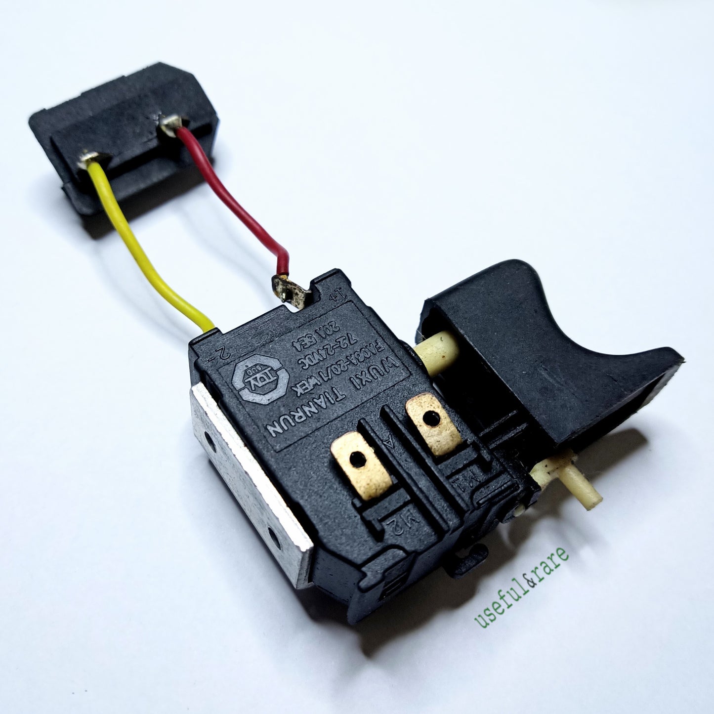 Screwdriver trigger switch 7.2-24V DC 20A (button 16*31 body 40*22)