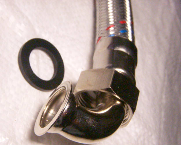 Шланг 52 см для подключения гидроаккумулятора резьбой дюйм с четвертью (32 мм)