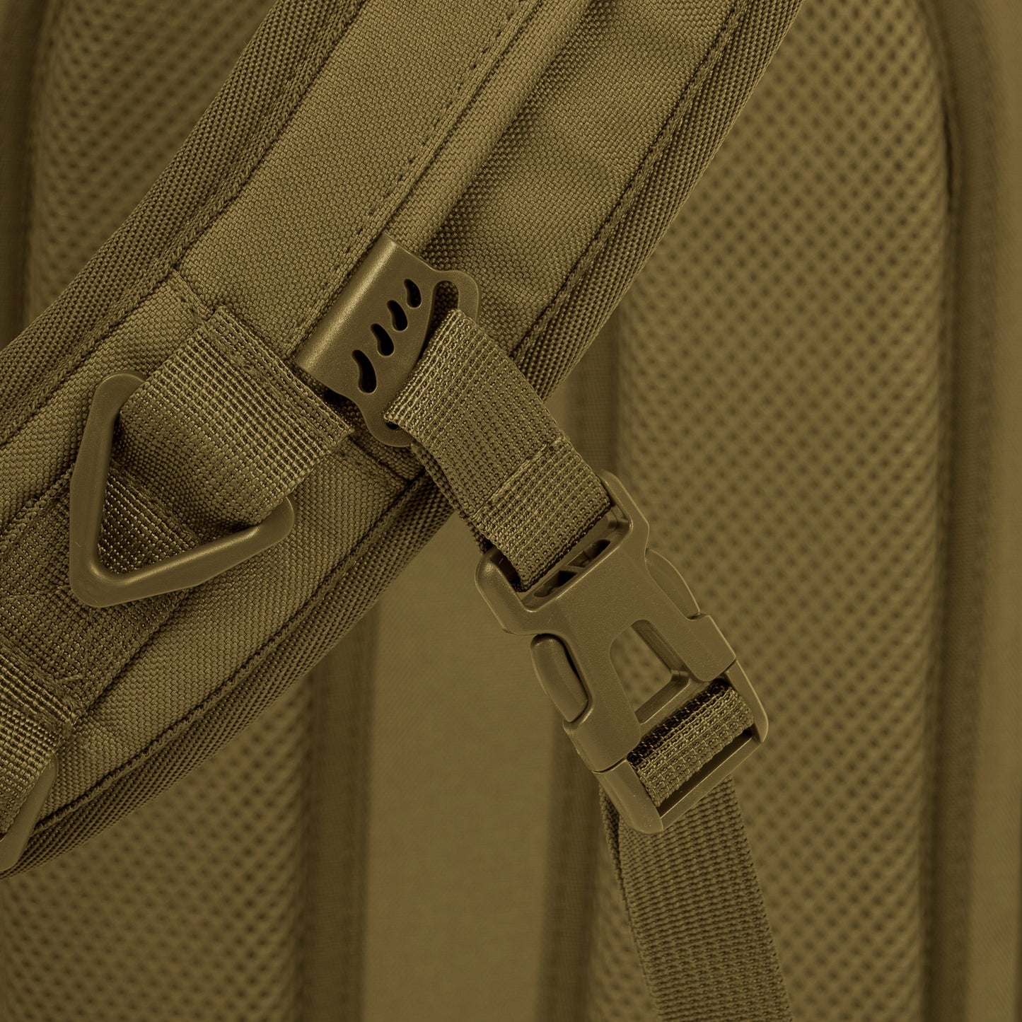 Рюкзак тактичний Highlander Scorpion Gearslinger 12L Coyote Tan (TT191-CT)