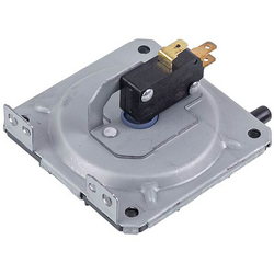 Реле тиску повітря (пресостат) P=0,9/10 мбар для китайської газової колонки