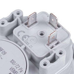 Реле тиску повітря (пресостат) Huba Control 100/72 Па для газового котла Beretta R01005272