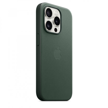 FineWoven Case with MagSafe — iPhone 15 Pro — Evergreen