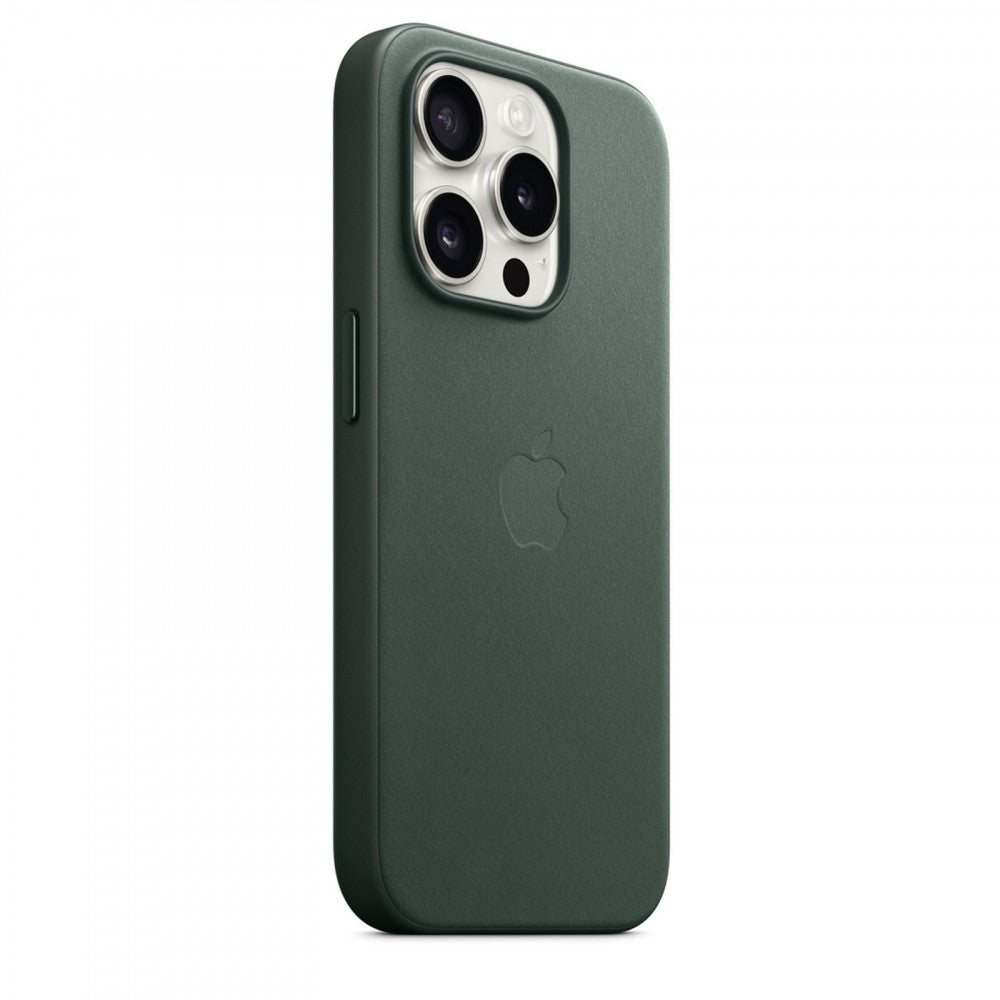 FineWoven Case with MagSafe — iPhone 15 — Evergreen