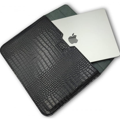 PU Sleeve Case Crocodile — MacBook 13,3 — Black