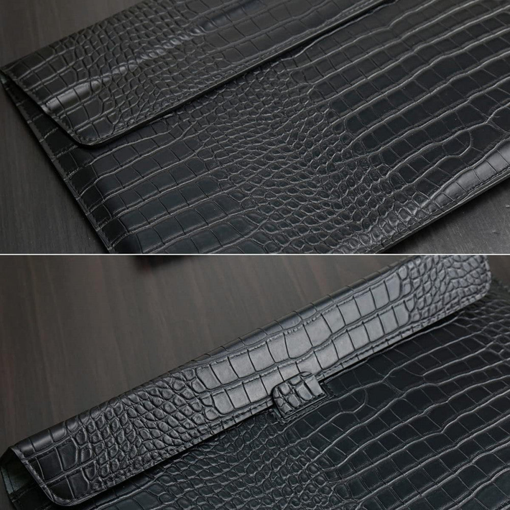 PU Sleeve Case Crocodile — MacBook 13,3 — Black