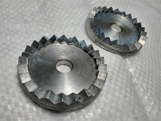 ступенчатый шарнир