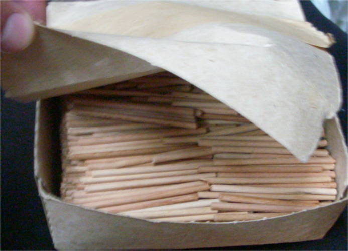 Палочки деревянные 80*4